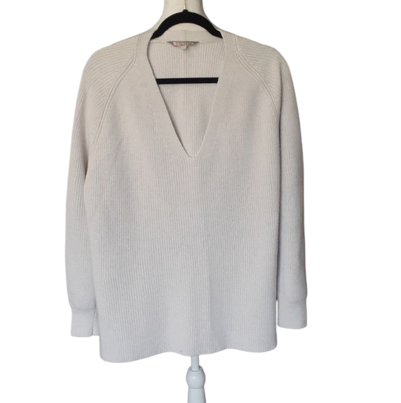 Athleta Size L Cream V-Neck Sweater - Picture 1 of 7
